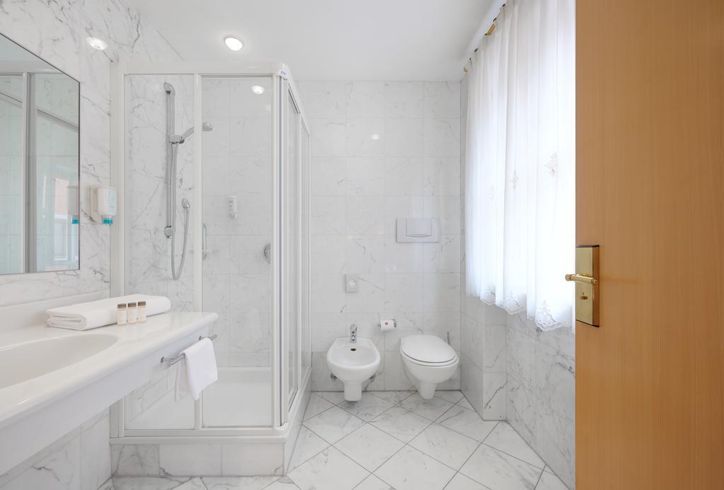 Hotel Goldene Rose Μπρούνικο Εξωτερικό φωτογραφία